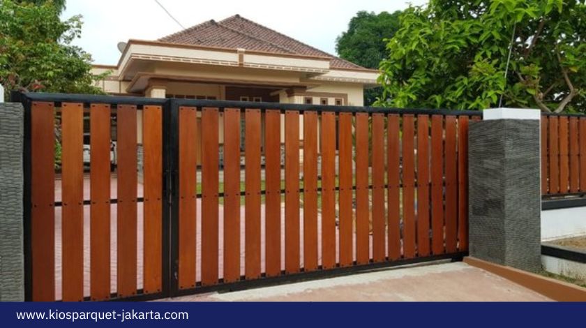 6 Jenis Kayu untuk Pagar yang Kuat dan Tahan Jamur 3 Jenis Kayu untuk Pagar 1