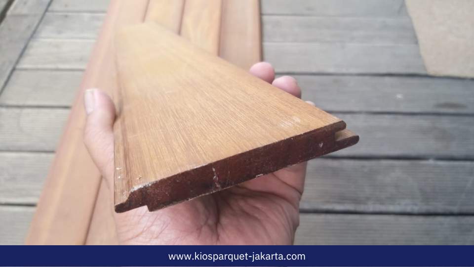 Mengenal Kayu Ulin Lebih Dekat, Kayu Keras Terbaik dari Kalimantan 4 Kayu Ulin