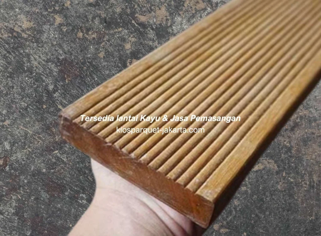 Stock Decking Kayu Ulin Termurah & Jasa Pasang! 7 Decking Kayu Ulin 3